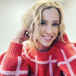 Meet your Posher, Mercedes